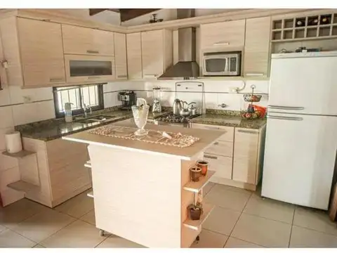 Venta Casa de 3 dormitorios - Fisherton, Rosario