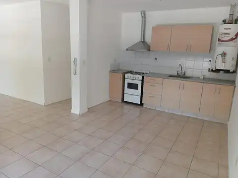 Departamento en Alquiler en Cipolletti, $ 1.300.000