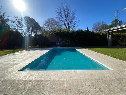 Casa en venta 6 ambientes St. Thomas Sur Canning.