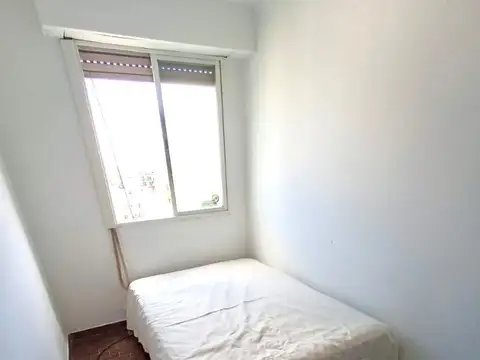 Doctor Eleodoro Lobos 200, Piso 11