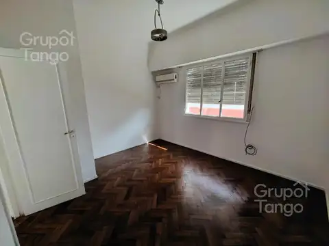 Departamento en Venta en Balvanera, USD 120.000