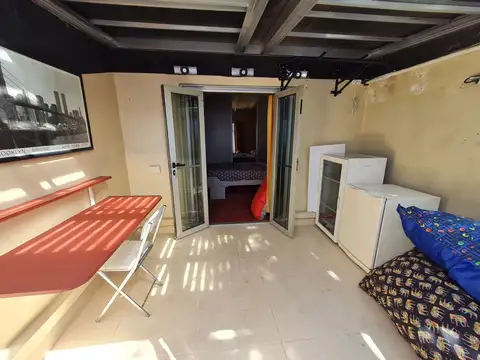 Depto Tipo Casa 2 ambientes con 1 baño