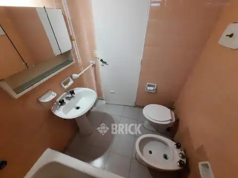 AV. PUEYRREDON Y AV. SANTA FE - TODO SOL TODO EXTERNO ESPECTACULAR LIVING