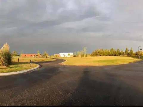 Hermoso lote en venta en EL NAUDIR (DELTA)