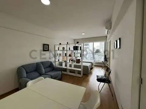 Venta Monoambiente Amoblado con Balcón