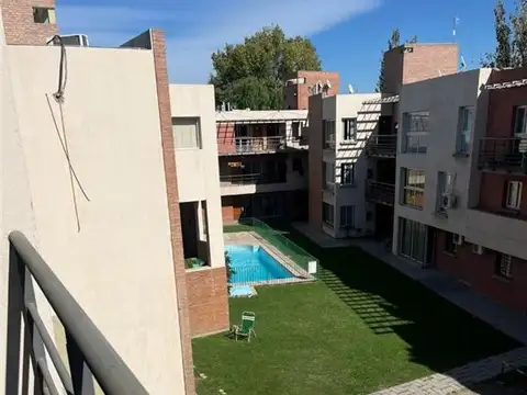 Av libertador 2000, Piso 2