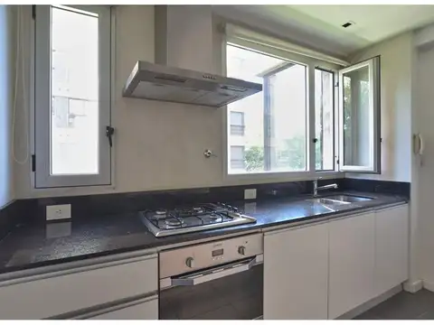 Departamento 4 ambientes con 4 baños