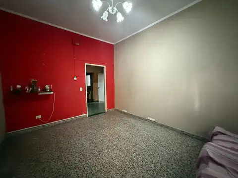 VENTA CASA 4 AMBIENTES LOMAS DEL MIRADOR