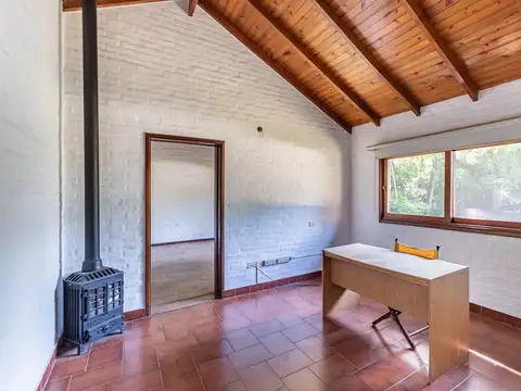 Casa 4 ambientes con 4 baños