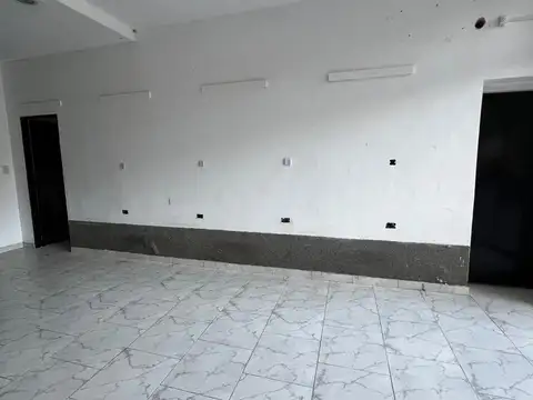 Local en Alquiler en Centro, $ 1.000.000