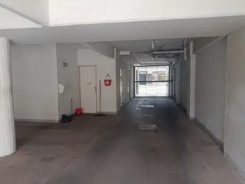 ALQUILER COCHERA ECHESORTU -  SAN NICOLAS 1540