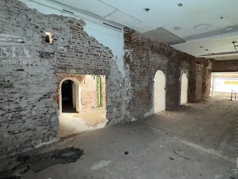 Local en Alquiler 52 años