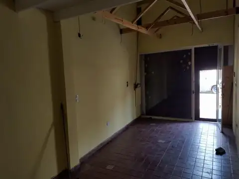 Local en Alquiler en Villa Bosch, $ 600.000