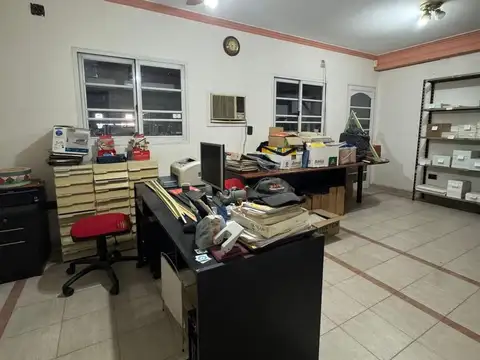 Galpon en Venta 10  mts Frente