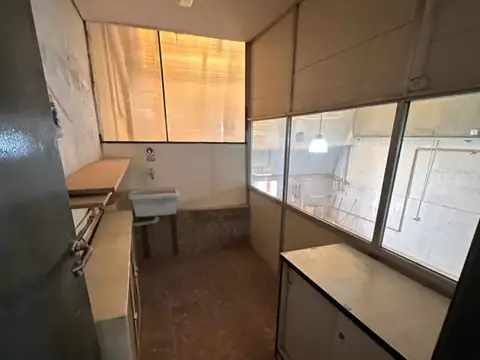 Galpon en Venta 20  mts Fondo