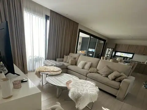 CASA EN ALQUILER TEMPORARIO BARRIO PRIVADO LA MAGDALENA  CANNING CON PILETA