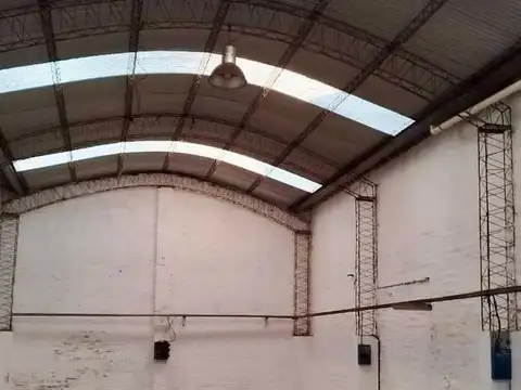 Galpon en Alquiler en Las Delicias, $ 1.350.000