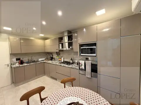 Venta Casa en La Lucila 3 dormitorios - Excelente estado!