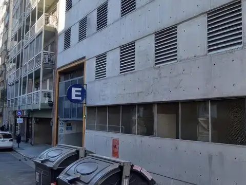 Adolfo Alsina e/ Virrey Cevallos y Solís