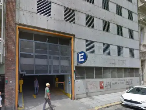 Adolfo Alsina e/ Virrey Cevallos y Solís