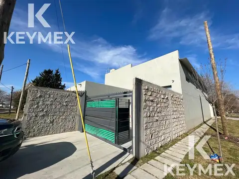 Galpón - Joaquin Gorina