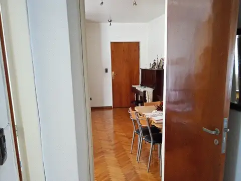 Departamento en Venta en Flores, USD 127.000