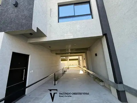 VENTA -DEPARTAMENTO - DOS AMBIENTES - TOILETTE -BALCÓN- A ESTRENAR - RAMOS MEJÍA