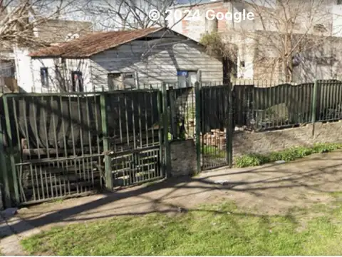 Newton Nº2100 e/ Cuyo