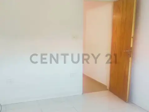 119 Entre 74 y 75 , Piso 0