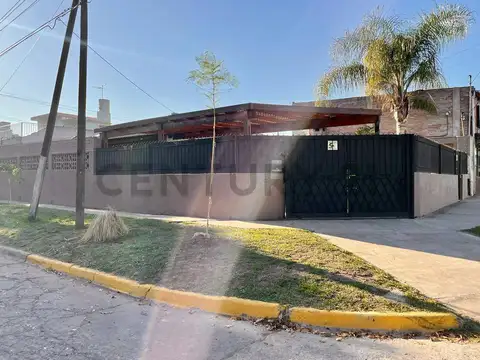 El Salvador 100, Piso 0