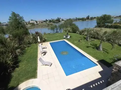 Casa en Alquiler en San Vicente, USD 2.400