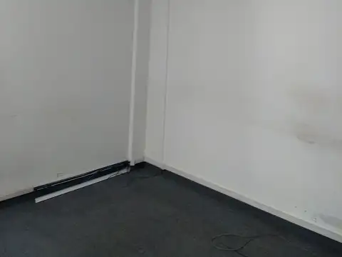 Oficina en Alquiler en Recoleta, $ 200.000