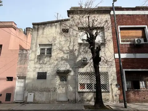 Casa en Venta en Flores, USD 140.000