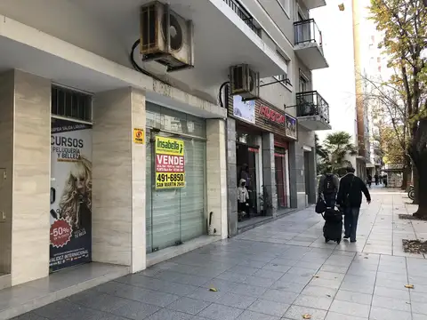 Colon 2236, entre Corrientes y Entre Rios