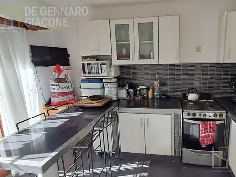 Depto Tipo Casa 4 ambientes con 1 baño