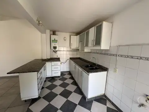 Depto Tipo Casa en Venta de 3 ambientes