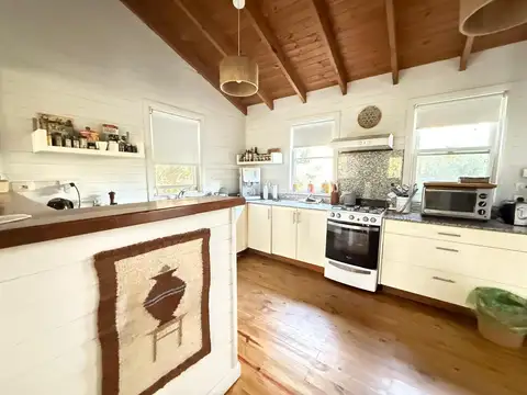 Casa 5 ambientes con 3 baños