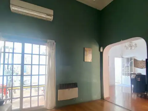 Depto Tipo Casa 5 ambientes con 2 baños