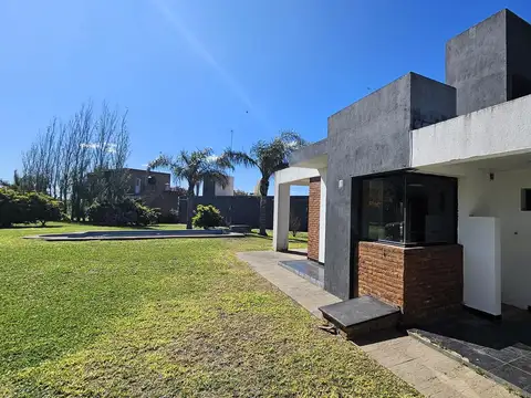 Casa en Venta en Oliveros, USD 98.000