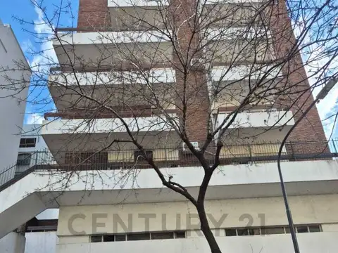 VENTA  DE COCHERA EN GARAGE UBICADO EN CALLE AMENABAR , BELGRANO.