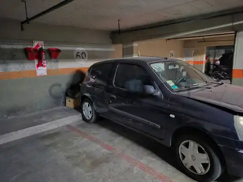 VENTA  DE COCHERA EN GARAGE UBICADO EN CALLE AMENABAR , BELGRANO.