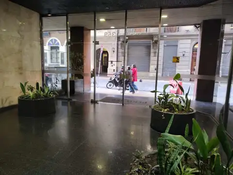 Oficina en Venta en Monserrat, USD 40.000