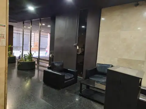 VENTA OFICINA  MONSERRAT