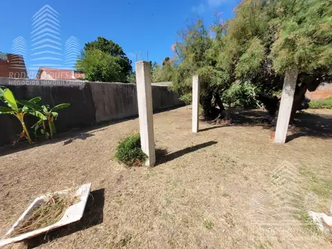 Casa en amplio lote de 600m2 -Parque soñado-Zona de vivienda permanente 
