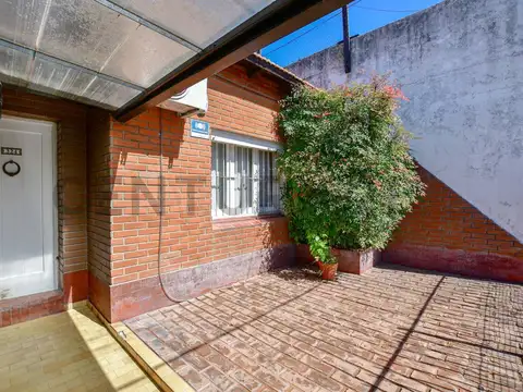 5 entre 528 bis y 529 300, Piso 0