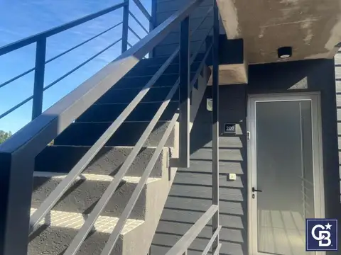 “3 amb en Art Gallery Pilar – 12 m² + patio privado 30 m² – súper luminoso”