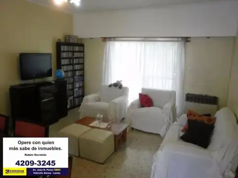 Hermosa casa p/2 flias en venta