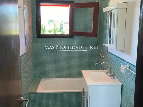 Alquiler Casa en Fincas de San Vicente Chacras 4 Dormitorios Canning