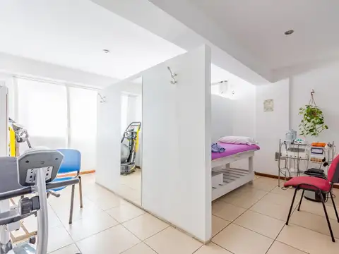 Local en Venta en Luis Agote, USD 254.000