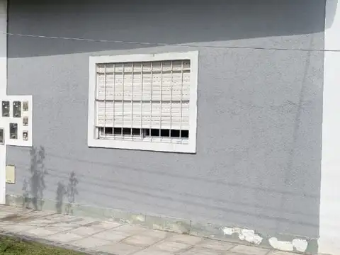 Depto Tipo Casa en Venta de 2 ambientes